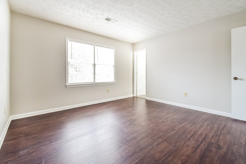1,785/Mo, 1308 Autumn Hill Ln Stone Mountain, GA 30083 Main Bedroom View