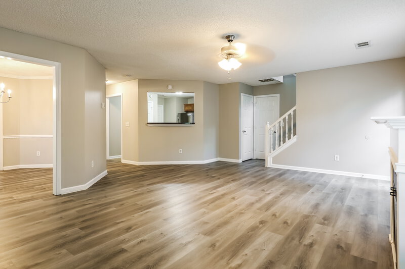2,025/Mo, 1915 Simmons Ln Hampton, GA 30228 Living Room View 2