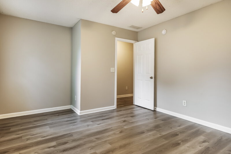 2,025/Mo, 1915 Simmons Ln Hampton, GA 30228 Bedroom View 2