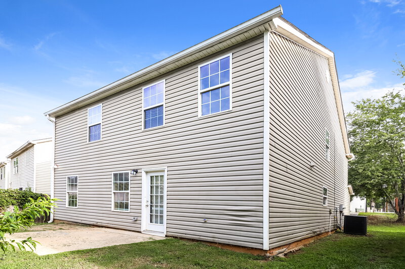 2,025/Mo, 1915 Simmons Ln Hampton, GA 30228 Rear View