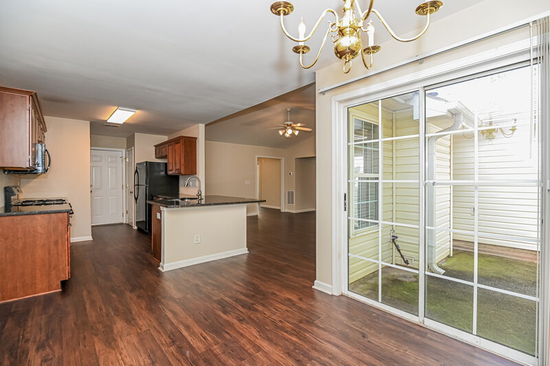 1,860/Mo, 5108 Centennial Creek View Acworth, GA 30102 Dining Room View 2