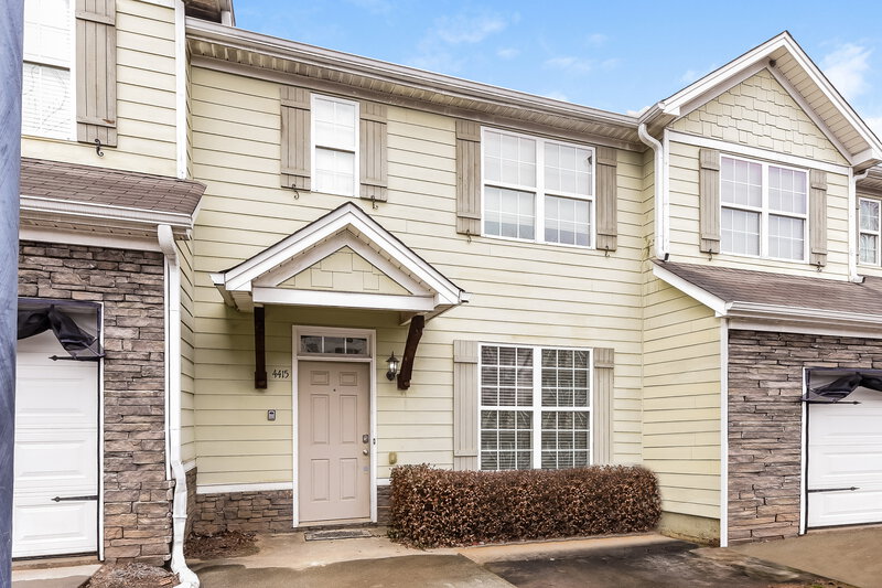 0/Mo, 4415 Stone Gate Way East Point, GA 30344 External View