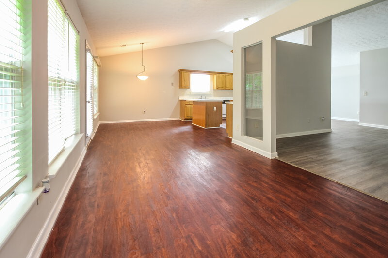 1,950/Mo, 5729 Lakeview Cir Lithonia, GA 30058 Family Room View