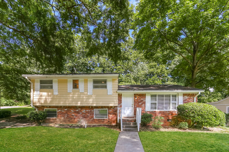 1,800/Mo, 5350 Longmeadow LN Atlanta, GA 30349 External View