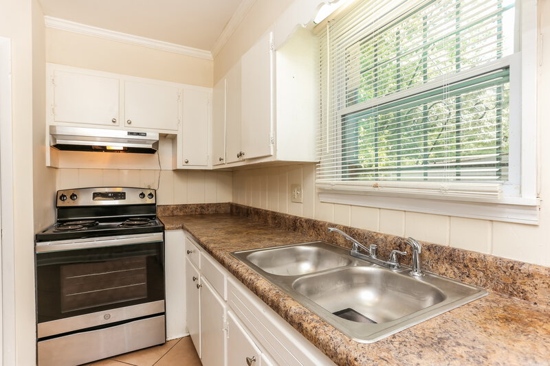 1,800/Mo, 5350 Longmeadow LN Atlanta, GA 30349 Misc View 5