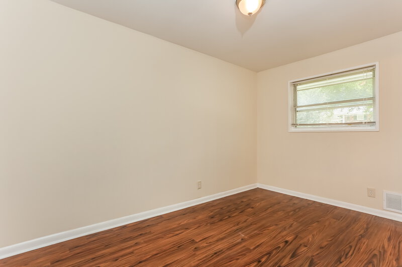 1,800/Mo, 5350 Longmeadow LN Atlanta, GA 30349 Misc View 12