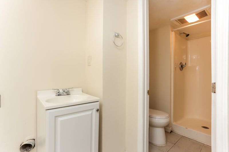 1,800/Mo, 5350 Longmeadow LN Atlanta, GA 30349 Misc View 18