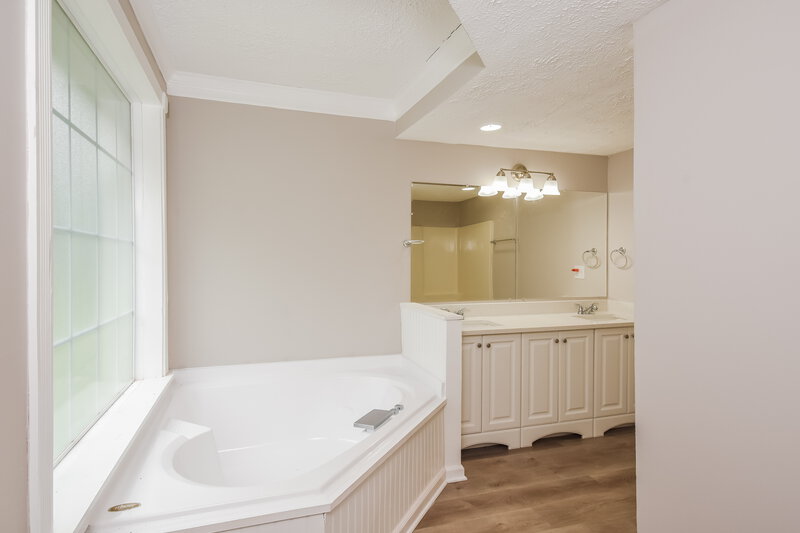 1,715/Mo, 366 Hardy WAY Hiram, GA 30141 Main Bathroom View