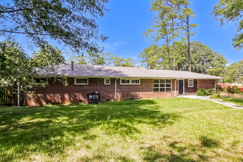 1,930/Mo, 649 Old Powder Springs RD SW Mableton, GA 30126 Rear View