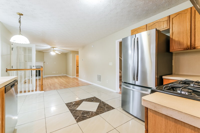 1,785/Mo, 1280 KILGORE Rd Lithonia, GA 30058 Kitchen View