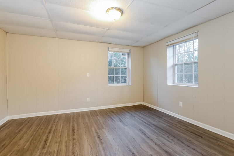 1,680/Mo, 8935 Ashwood Drive Riverdale, GA 30274 Main Bedroom View