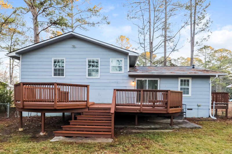 1,680/Mo, 8935 Ashwood Drive Riverdale, GA 30274 Rear View