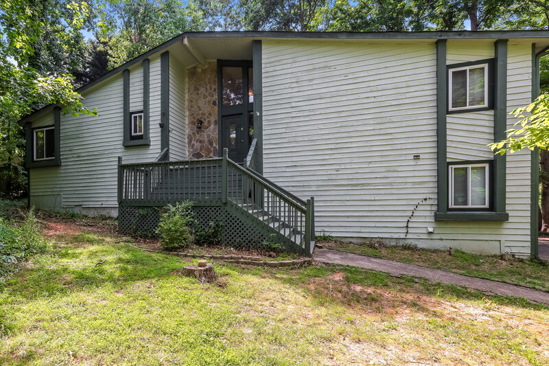 2,110/Mo, 6651 Windwood Circle Douglasville, GA 30135 Front View