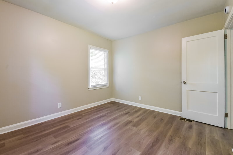 1,760/Mo, 1380 BOLTON Road NW Atlanta, GA 30331 Bedroom View 3