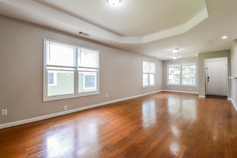 1,705/Mo, 700 S Grand Avenue NW Atlanta, GA 30318 Living Room View 2