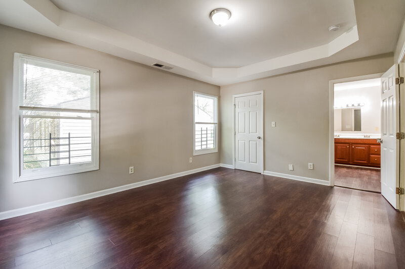 1,705/Mo, 700 S Grand Avenue NW Atlanta, GA 30318 Main Bedroom View 2