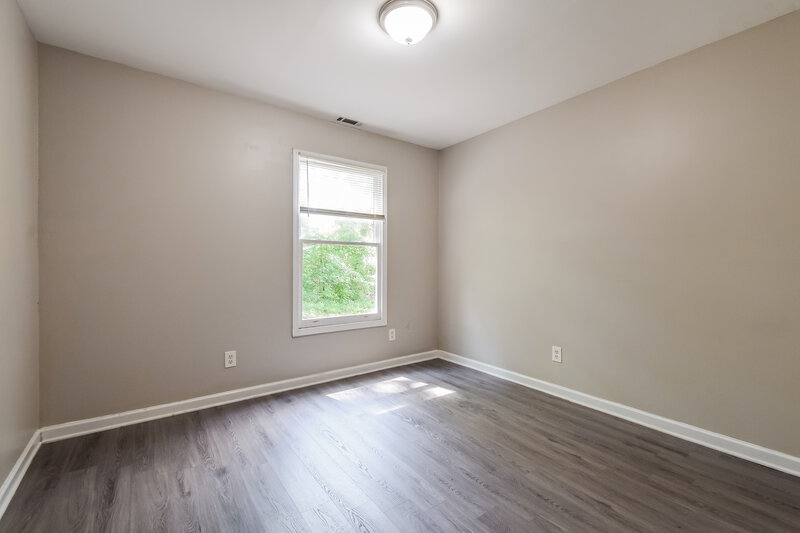 1,705/Mo, 700 S Grand Avenue NW Atlanta, GA 30318 Bedroom View