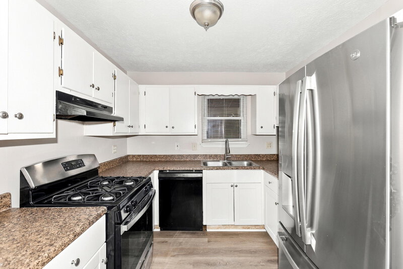 2,360/Mo, 1749 Bridgestone Circle Marietta, GA 30066 Kitchen View