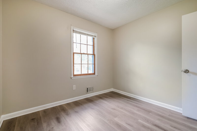 1,620/Mo, 180 Belmont Farms Drive Ellenwood, GA 30294 Bedroom View