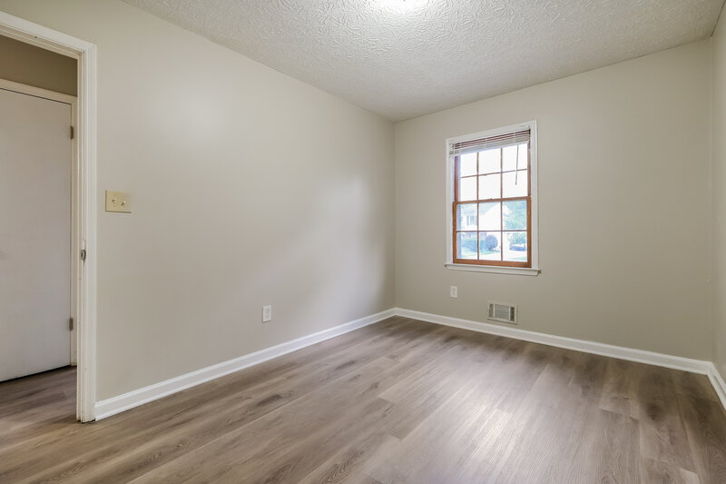 1,620/Mo, 180 Belmont Farms Drive Ellenwood, GA 30294 Bedroom View 2