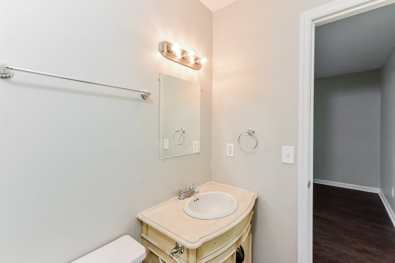 1,695/Mo, 564 CRESTRIDGE Court Stone Mountain, GA 30083 Main Bathroom View