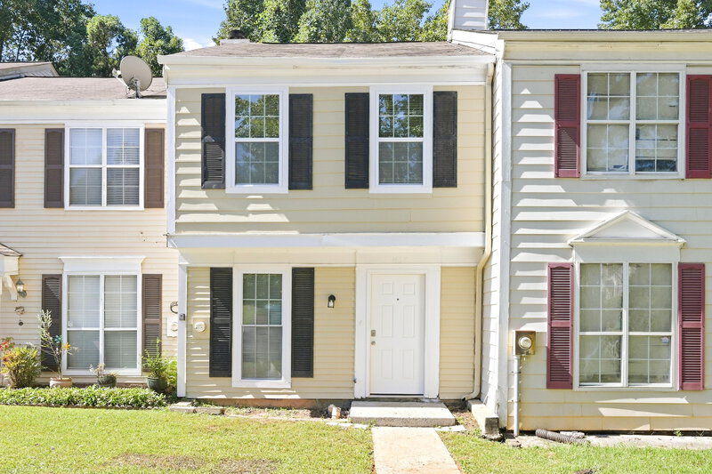 2 Bedroom House – 1467 INVERNESS Drive, Stone Mountain, GA 30083