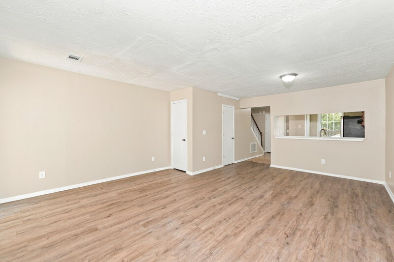 1,505/Mo, 1467 INVERNESS Drive Stone Mountain, GA 30083 Living Room View 3