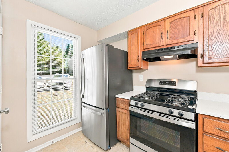 1,505/Mo, 1467 INVERNESS Drive Stone Mountain, GA 30083 Kitchen View 2