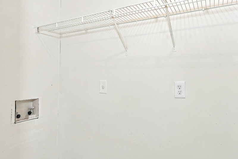 1,505/Mo, 1467 INVERNESS Drive Stone Mountain, GA 30083 Laundry Room View