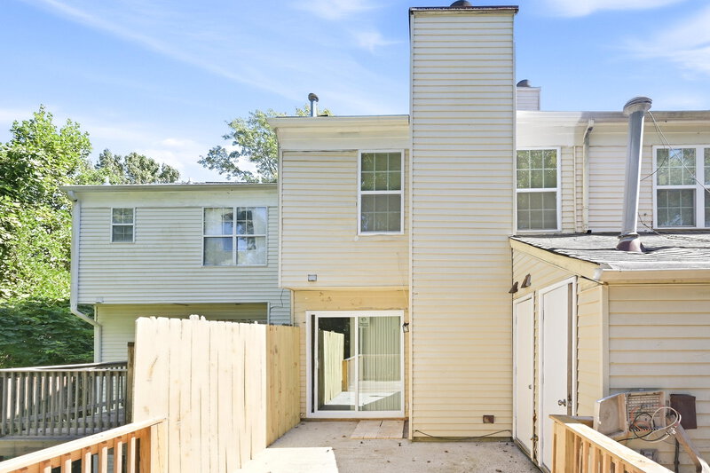 1,505/Mo, 1467 INVERNESS Drive Stone Mountain, GA 30083 Rear View
