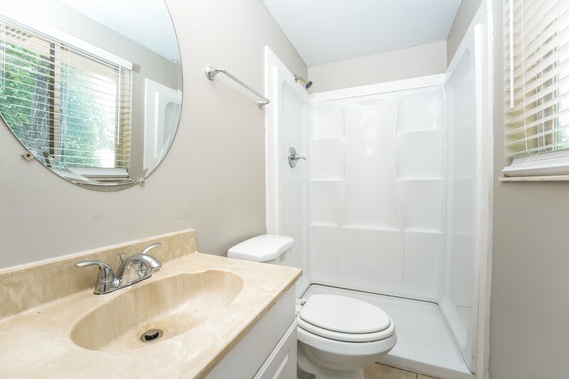 1,965/Mo, 1374 MUIRFIELD Drive Stone Mountain, GA 30088 Main Bathroom View