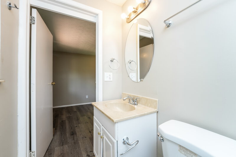 1,965/Mo, 1374 MUIRFIELD Drive Stone Mountain, GA 30088 Main Bathroom View 2