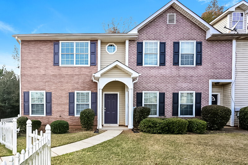 1,805/Mo, 7667 COMMERCE Court Riverdale, GA 30296 External View