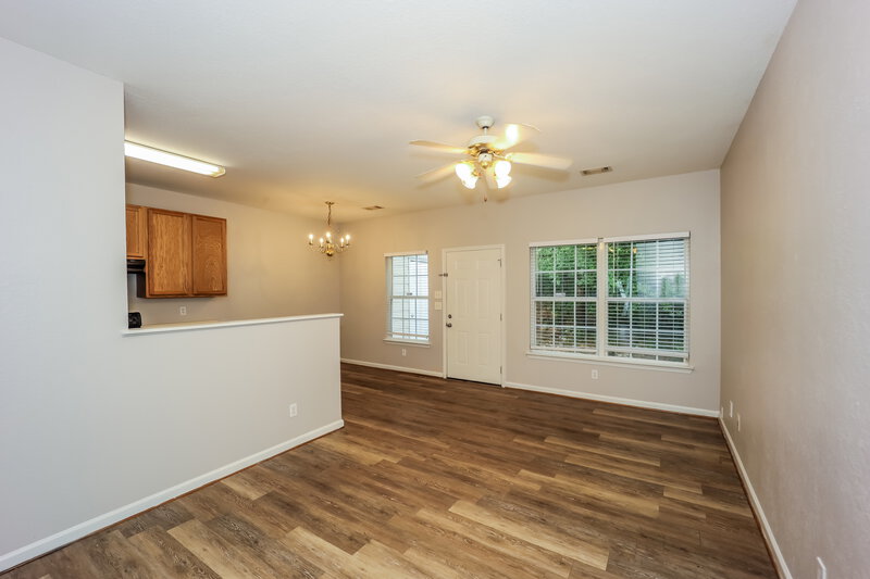 1,565/Mo, 299 BROOKVIEW Drive Riverdale, GA 30274 Dining Room View