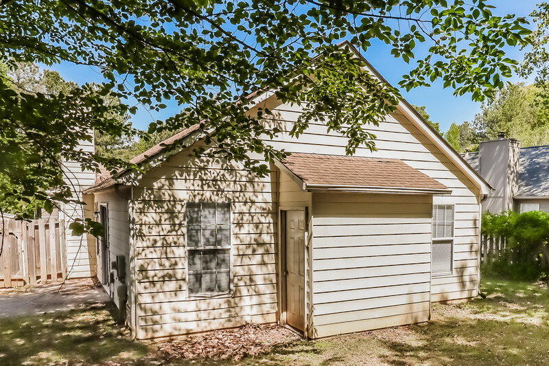 1,565/Mo, 1486 Fall Creek Trce N Douglasville, GA 30134 Rear View