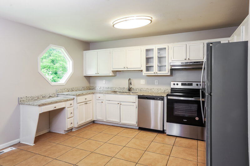 2,090/Mo, 221 Clydesdale Lane SE Mableton, GA 30126 Kitchen View