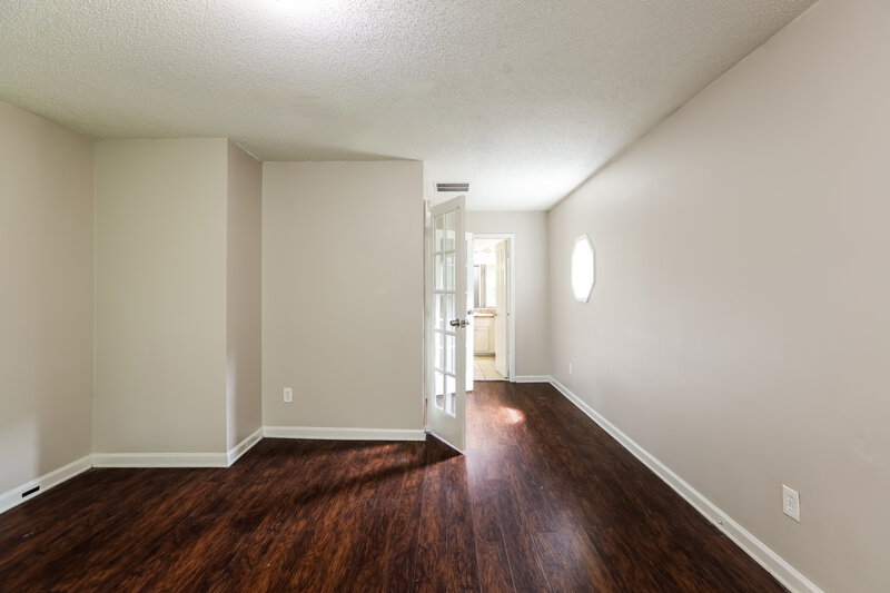2,090/Mo, 221 Clydesdale Lane SE Mableton, GA 30126 Main Bedroom View 2
