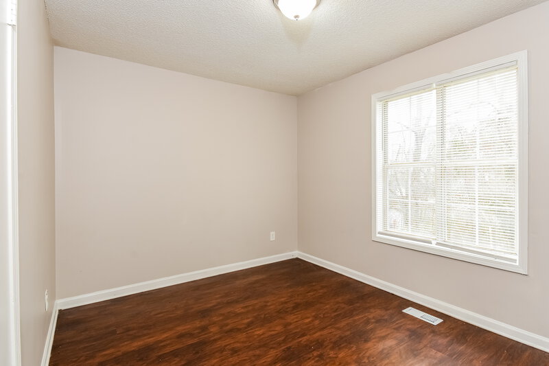 1,915/Mo, 221 Clydesdale Lane SE Mableton, GA 30126 Bedroom View 2