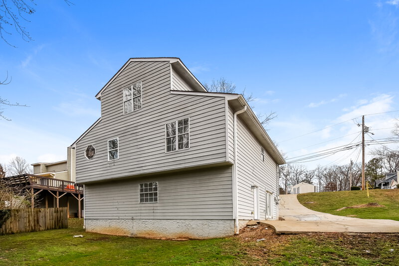 1,915/Mo, 221 Clydesdale Lane SE Mableton, GA 30126 Rear View