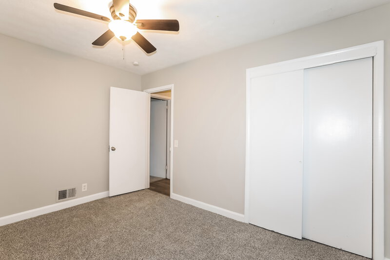 1,700/Mo, 627 GRAYSON Parkway Grayson, GA 30017 Bedroom View 4