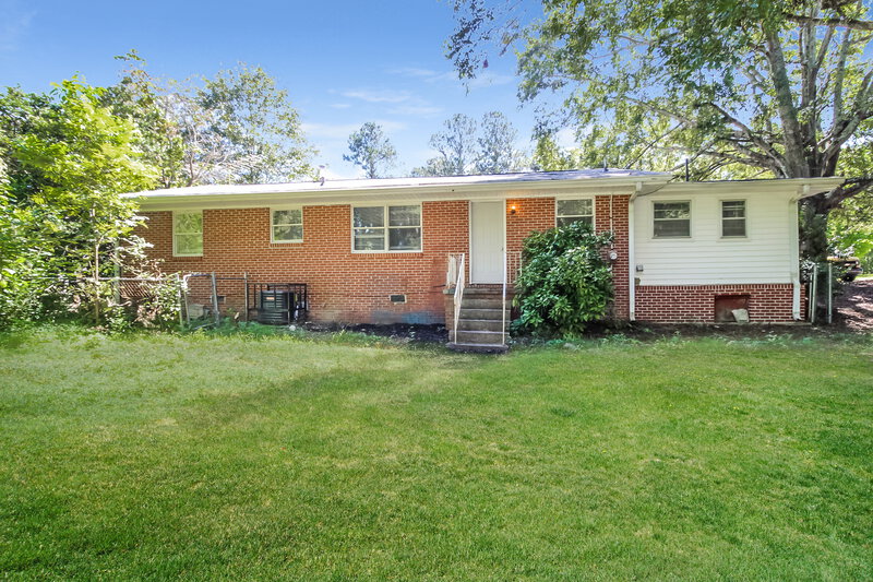 1,700/Mo, 627 GRAYSON Parkway Grayson, GA 30017 Rear View 2