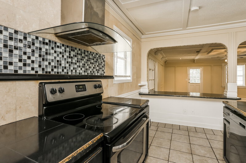 1,595/Mo, 8635 Hickory Lane Lithia Springs, GA 30122 Kitchen View 2