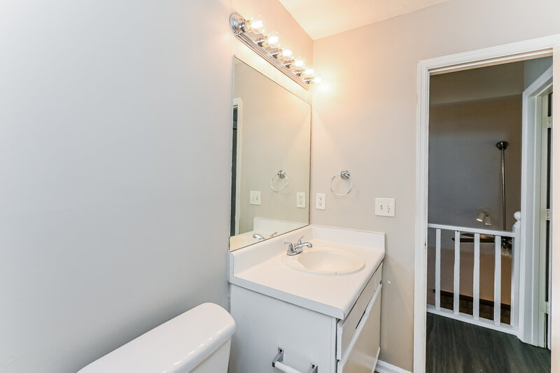 1,680/Mo, 1123 TO LANI FARM Road Stone Mountain, GA 30083 Bathroom View 2