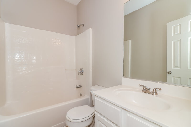 1,850/Mo, 34 Hiram Park Court Hiram, GA 30141 Bathroom View