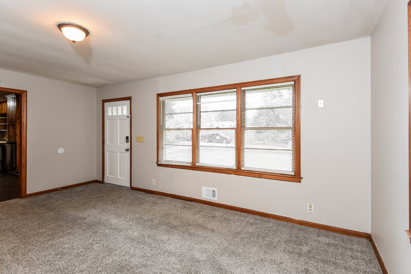 1,535/Mo, 2147 Camp Circle SW Lilburn, GA 30047 Living Room View