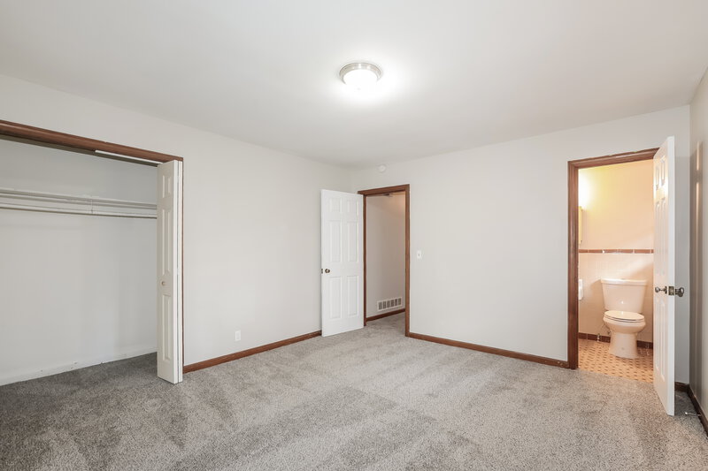 1,755/Mo, 2147 CAMP Circle SW Lilburn, GA 30047 Main Bedroom View 2