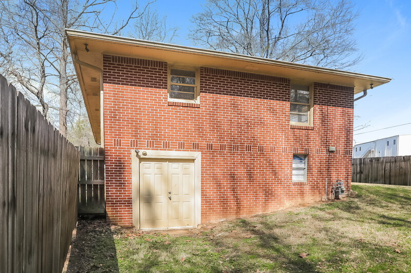 1,755/Mo, 2147 CAMP Circle SW Lilburn, GA 30047 Rear View