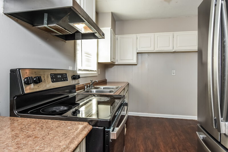 1,770/Mo, 1165 SW Wisteria Drive SW Mableton, GA 30126 Kitchen View
