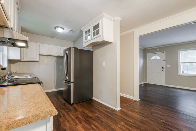 1,695/Mo, 1165 SW Wisteria Drive SW Mableton, GA 30126 Kitchen View 2