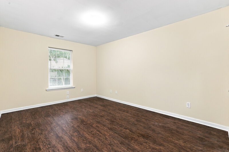 2,065/Mo, 715 Celeste Lane SW Atlanta, GA 30331 Bedroom View 2